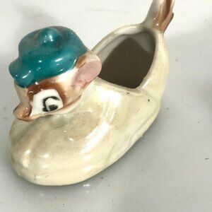 Vintage  Ceramic Squirrel Boot Mini Gift Miniature Animal VTG Chipmunk Shoe Box